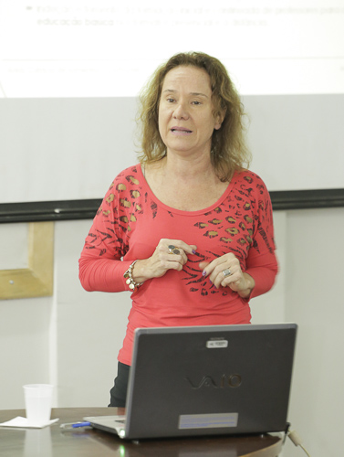 Sandra Regina, professora da UFSC