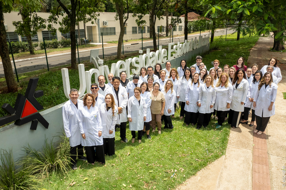 Colaboradores Farmacia 50 Anos 0476 1