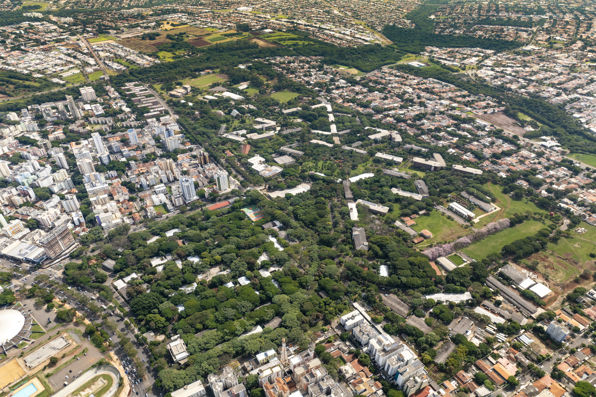 2025 05 07 UEM Aerea similar foto antiga0442 1