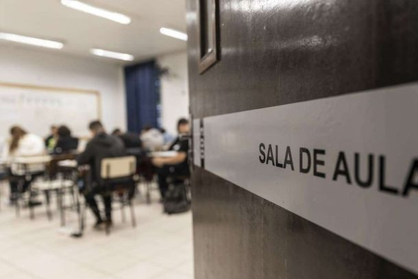 aprovados-no-vestibular-ead-da-uem-devem-fazer-matricula-ate-quinta-feira-15-66bcab13997a2