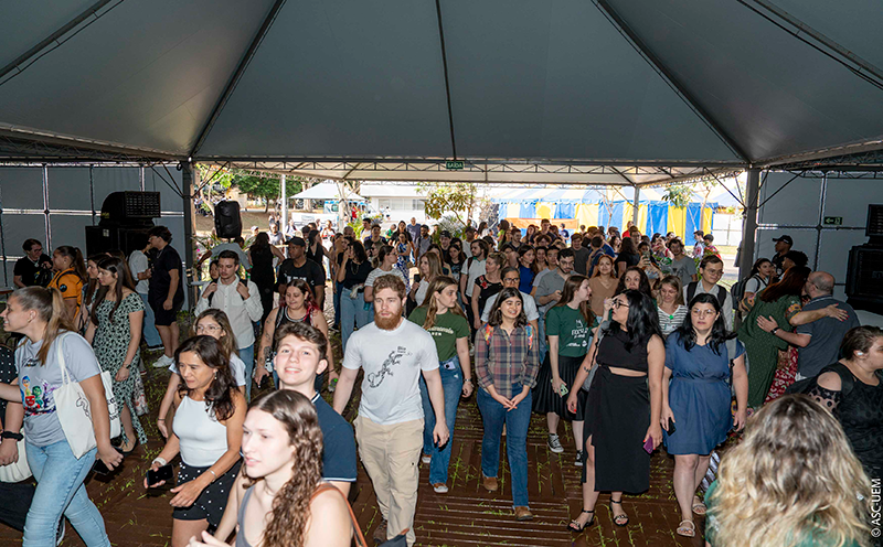 parana-faz-ciencia-2024-na-uem-supera-expectativas-e-atrai-38-mil-visitantes