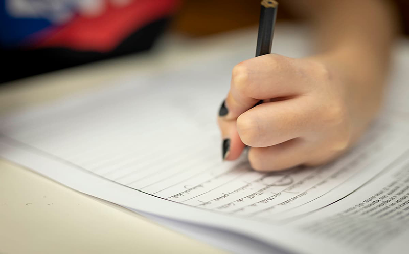 vestibular-de-verao-e-pas-da-uem-divulgam-candidatos-isentos-da-taxa-de-inscricao