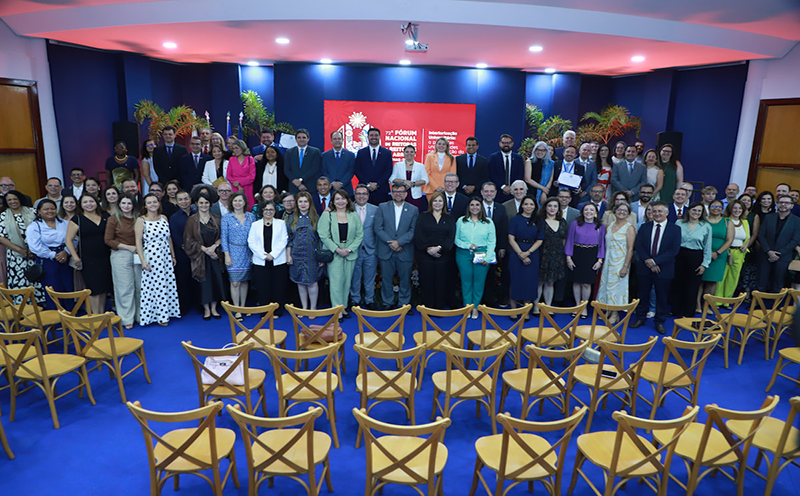 uem-participa-do-72-forum-nacional-de-reitoras-e-reitores-da-abruem