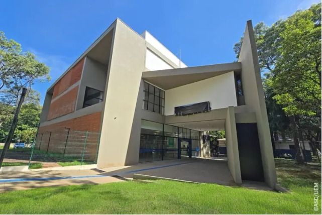 34302833-ae70-4818-85b4-624b8d49d1ae