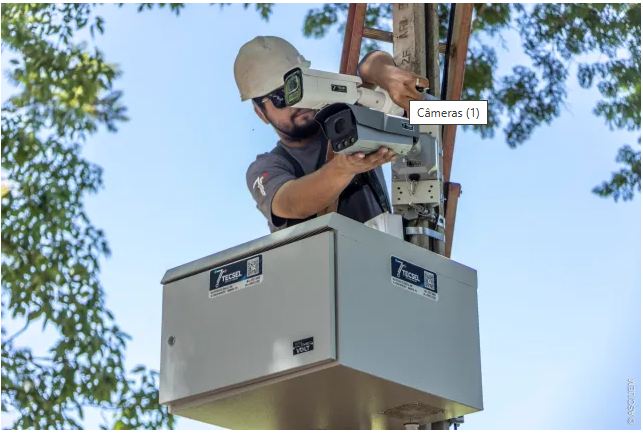 54b21141-f2a3-4e6b-a4fc-d8eb8ec3849f