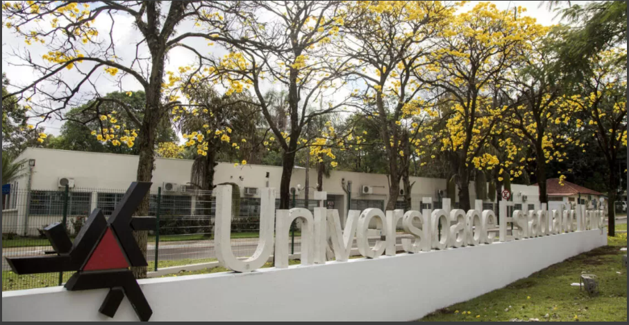 cda2de77-21db-42d0-b53c-daa2de359c7d