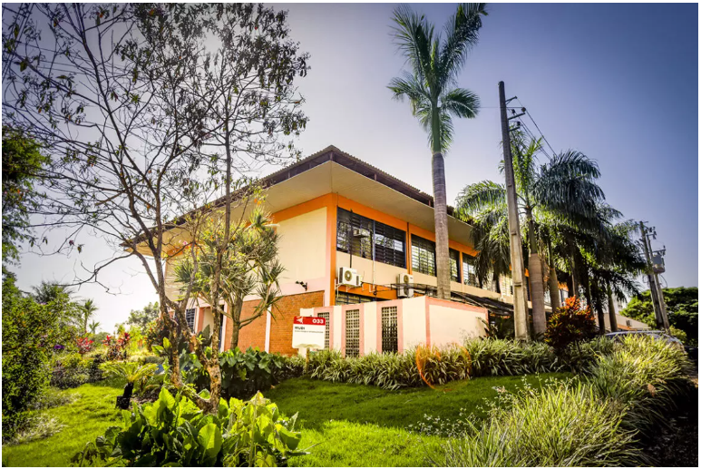 f8aeb17c-3dc0-4210-98c7-a47dda03d32e